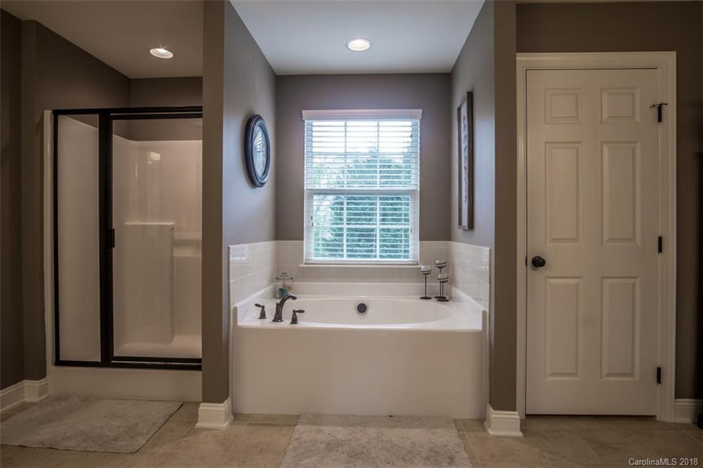 10214 Legolas Lane Charlotte NC 28269