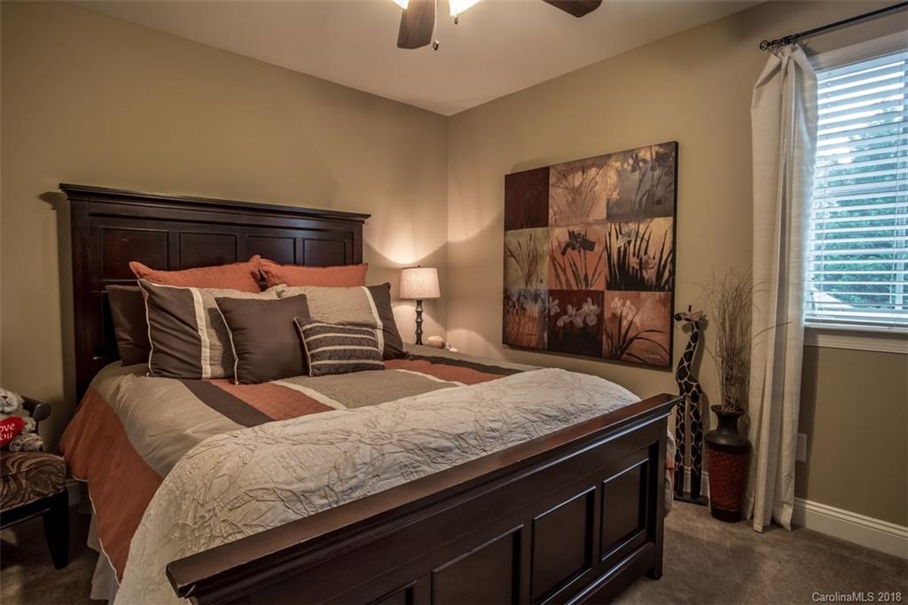 10214 Legolas Lane Charlotte NC 28269
