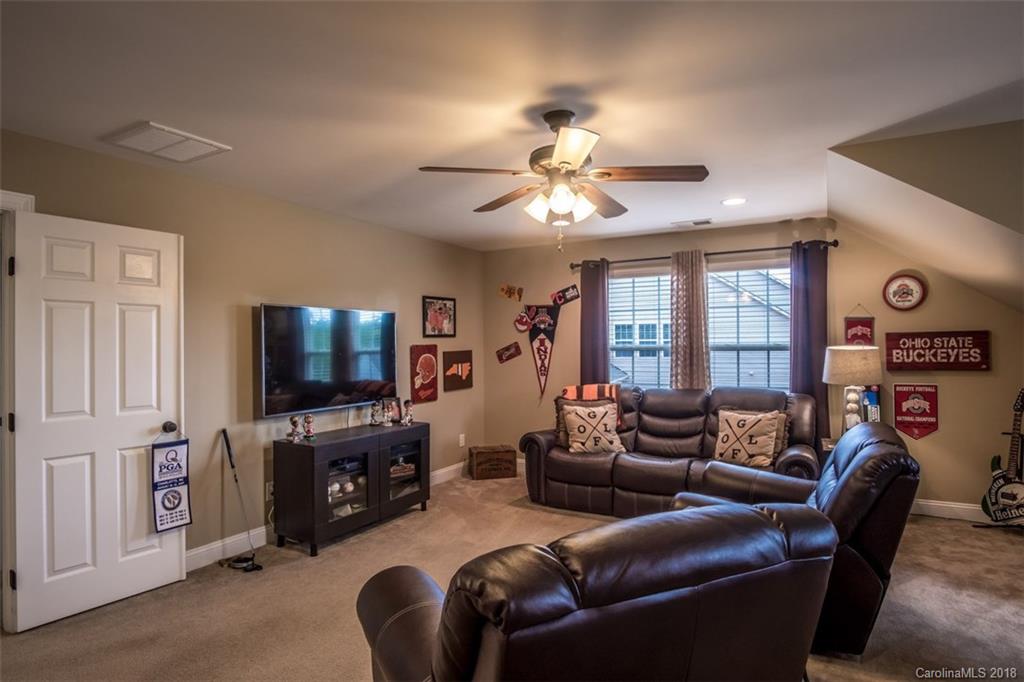 10214 Legolas Lane Charlotte NC 28269