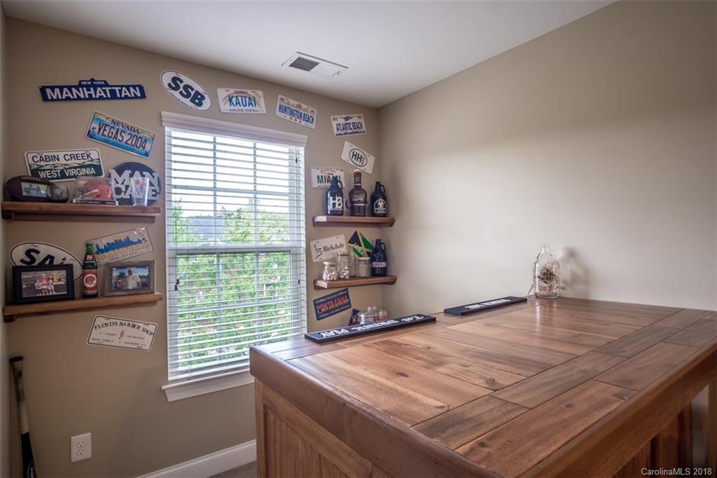 10214 Legolas Lane Charlotte NC 28269