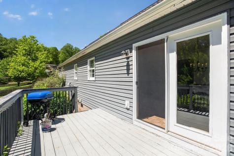 67 Beechwood Drive Hendersonville NC 28742