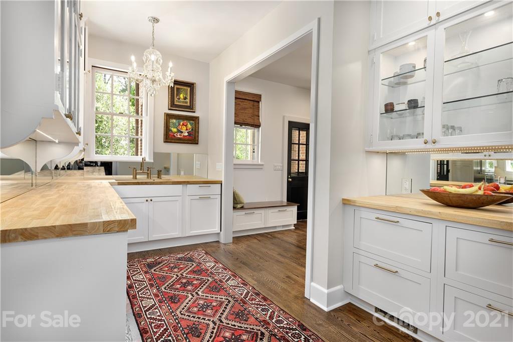 5 Westwood Road Asheville NC 28803