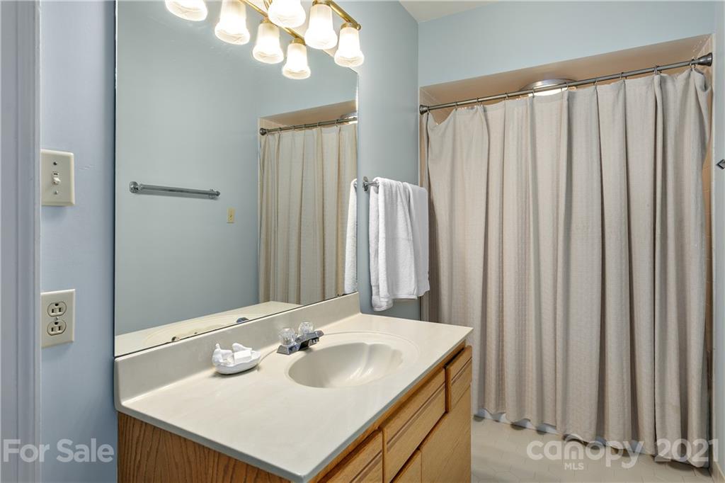 5 Westwood Road Asheville NC 28803