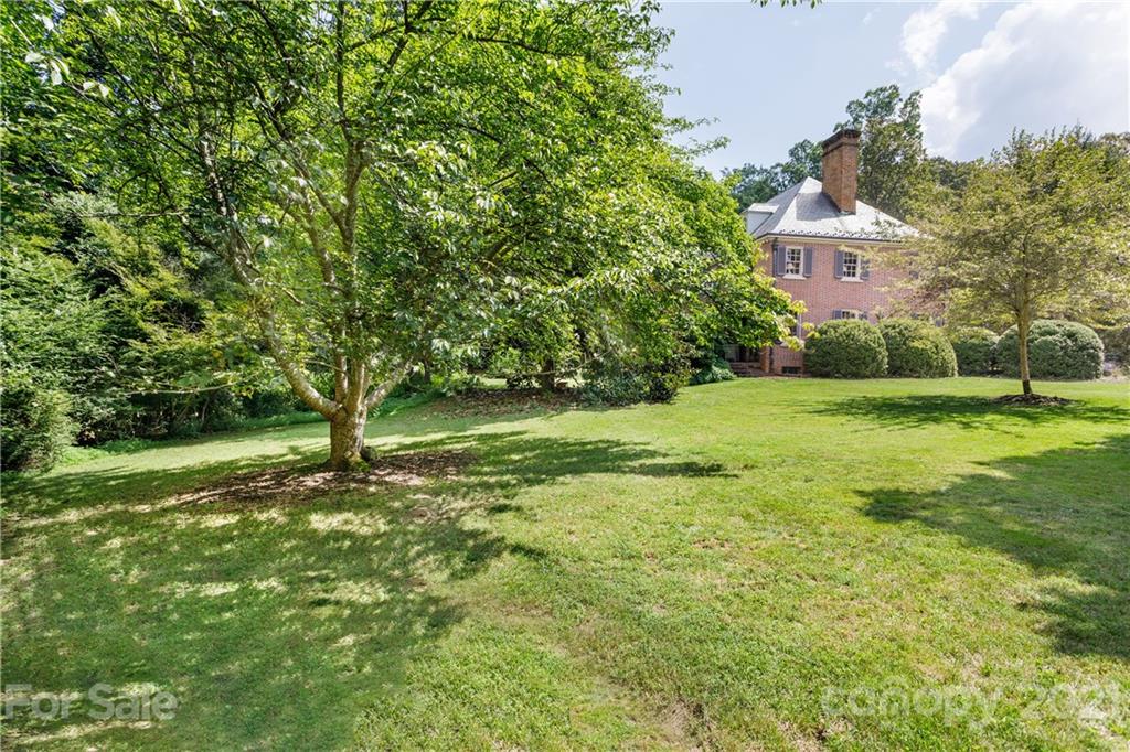 5 Westwood Road Asheville NC 28803