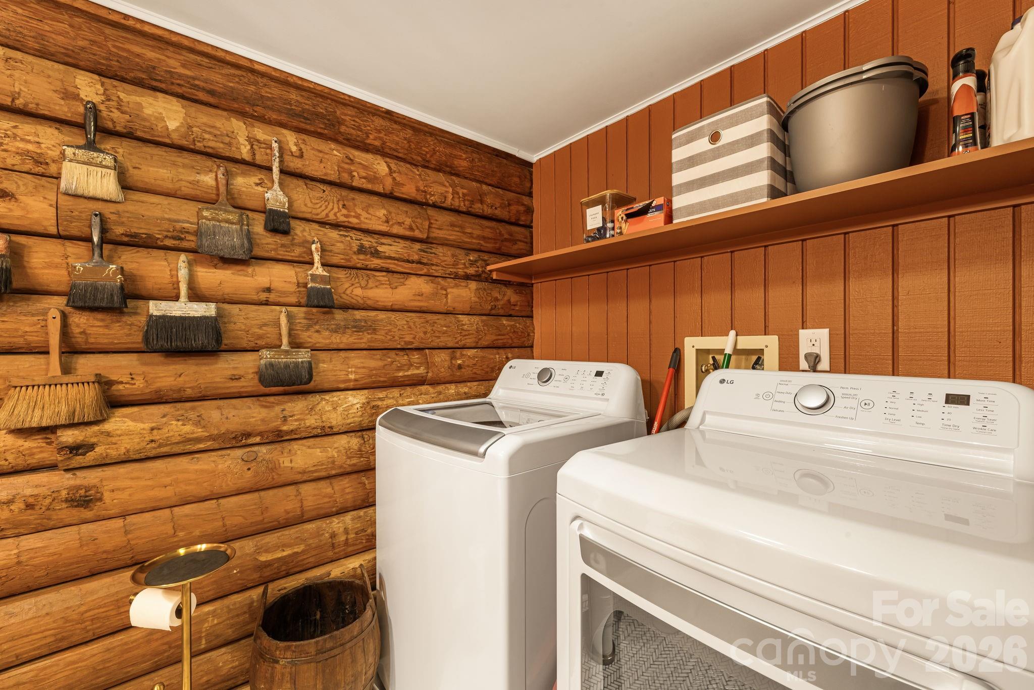 16 Decker Drive Asheville NC 28803