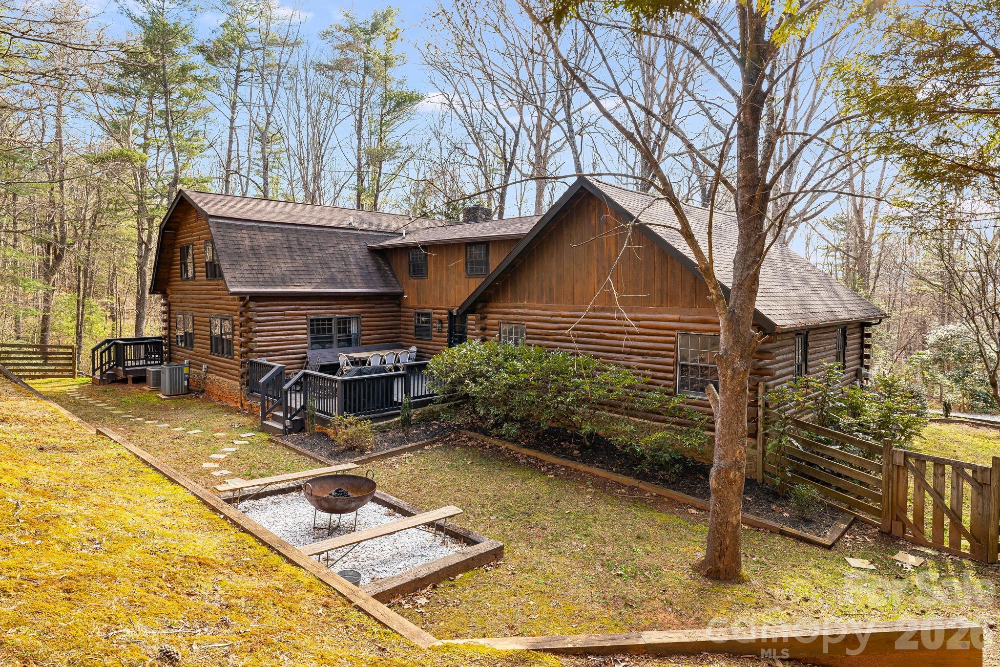 16 Decker Drive Asheville NC 28803