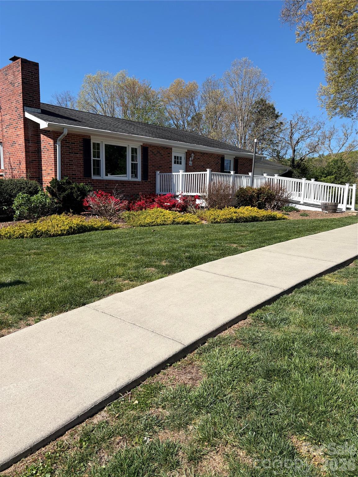 261 White Ash Circle Hendersonville NC 28739