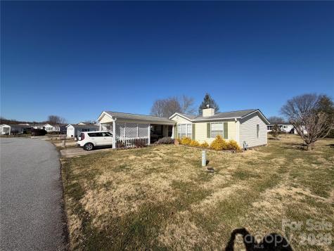 261 White Ash Circle Hendersonville NC 28739