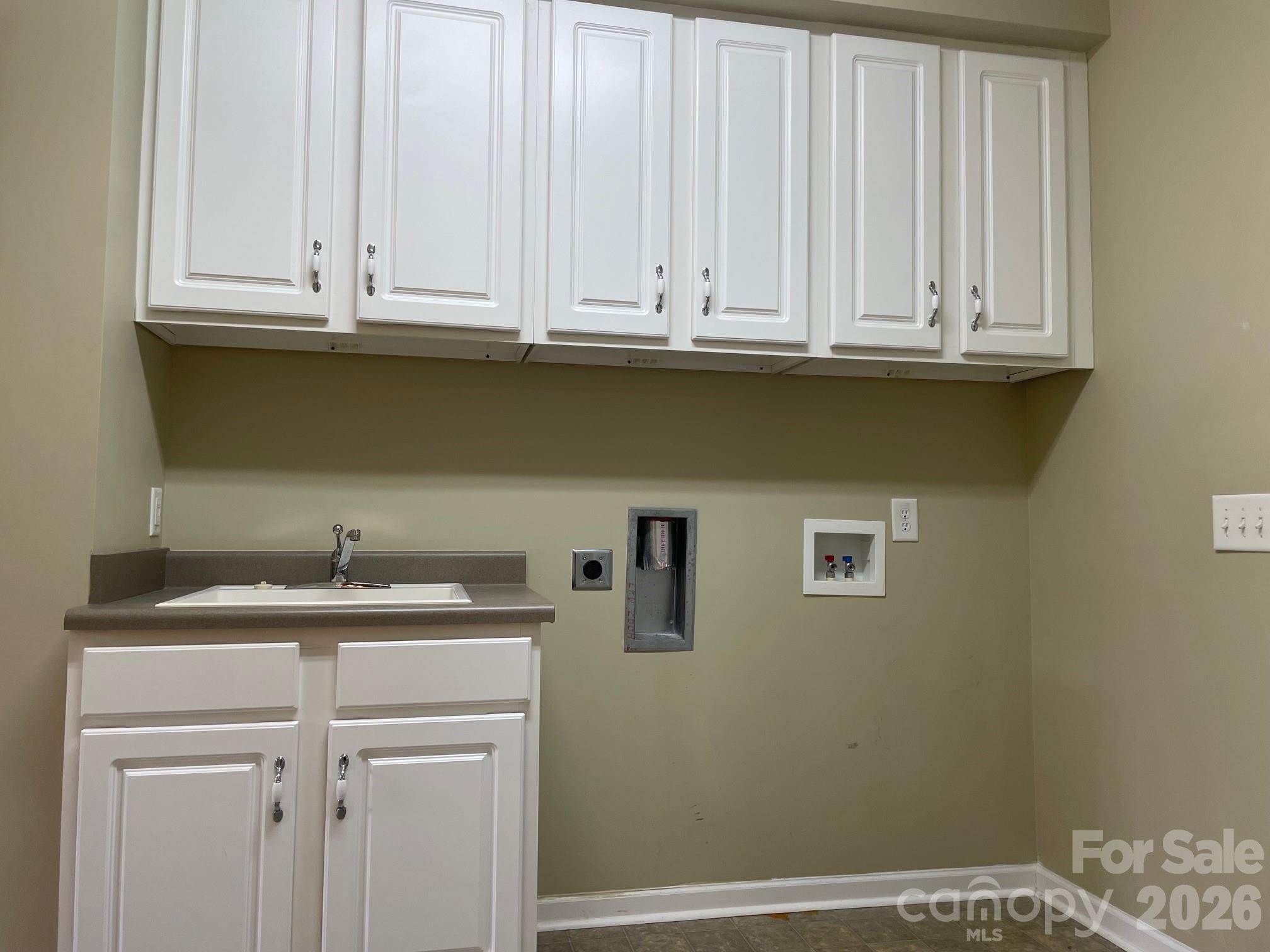 489 26th Avenue NE Hickory NC 28601