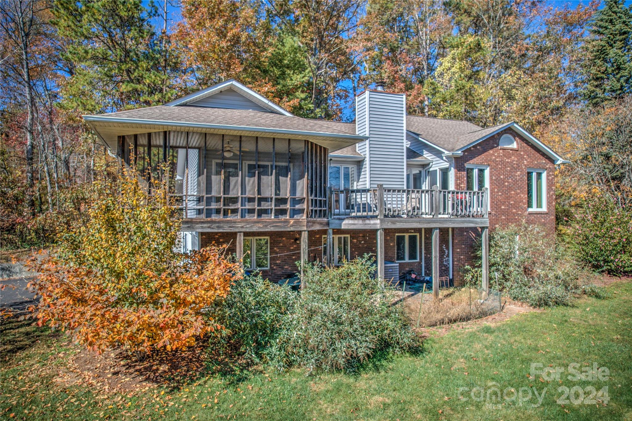 27 Cane Creek Circle Fairview NC 28730