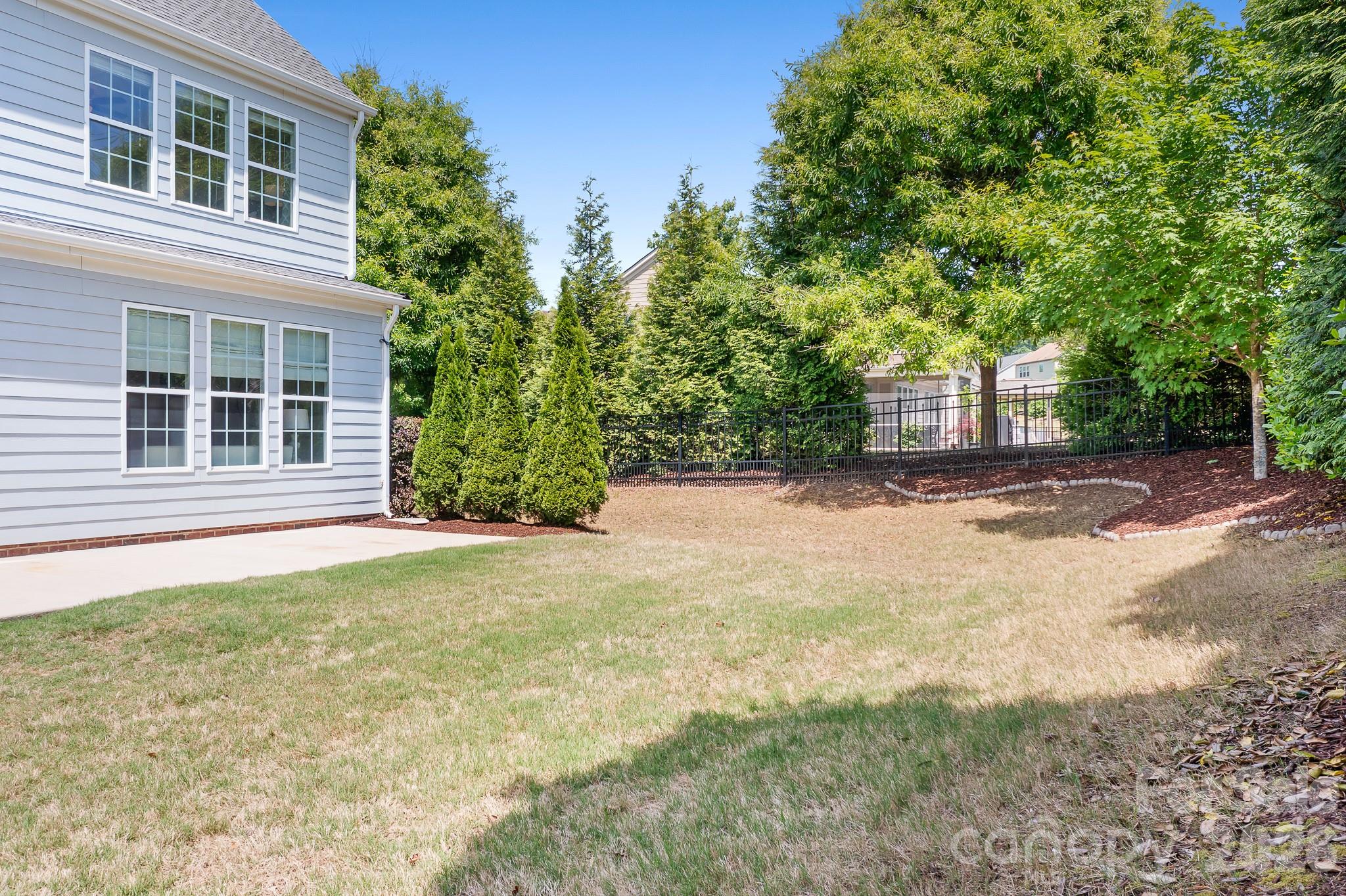 15403 Oleander Drive Charlotte NC 28278