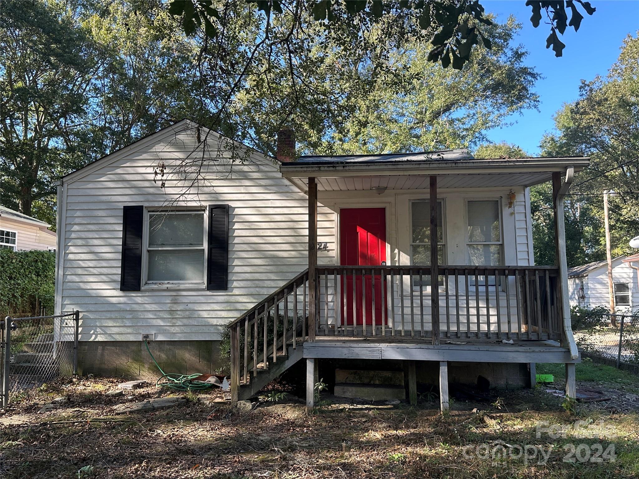 1124 W Mauney Avenue Gastonia NC 28052