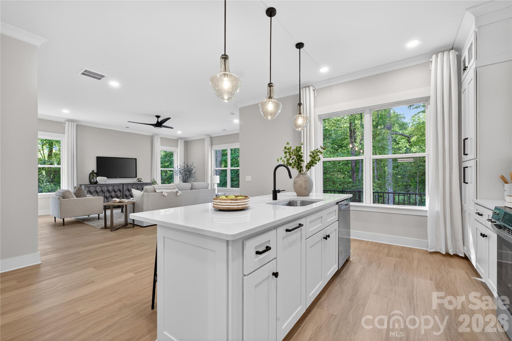 3883 12th Street NE Hickory NC 28601