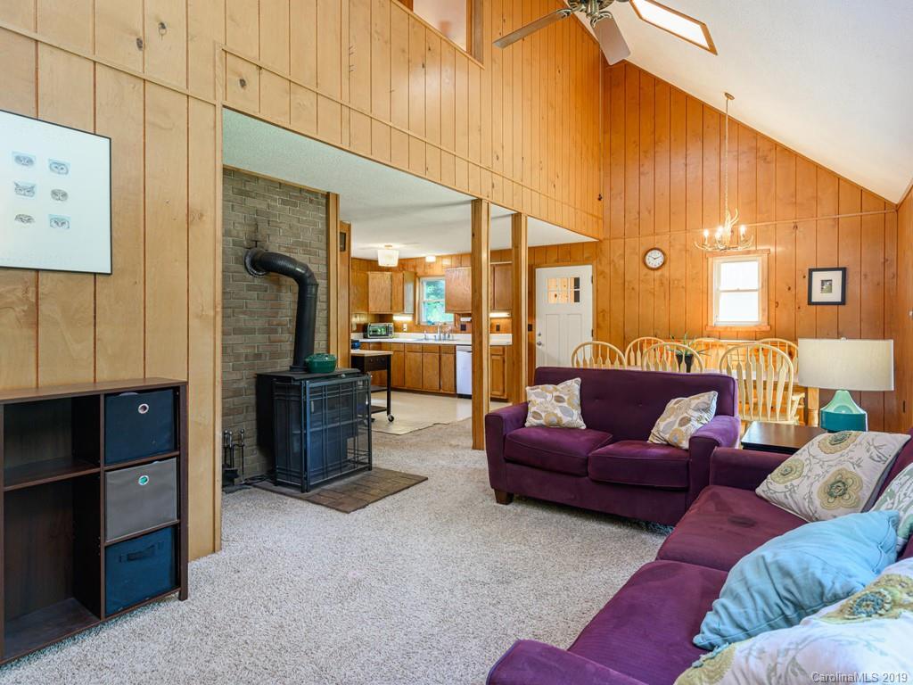 136 Chestnut Creek Road Candler NC 28715