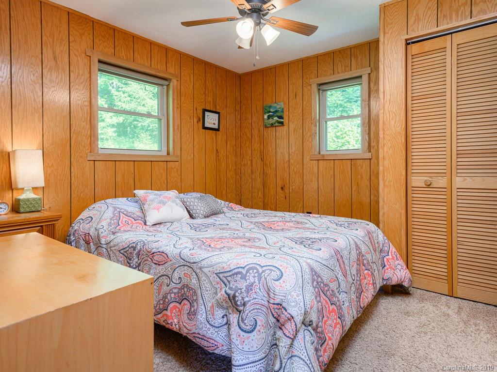 136 Chestnut Creek Road Candler NC 28715