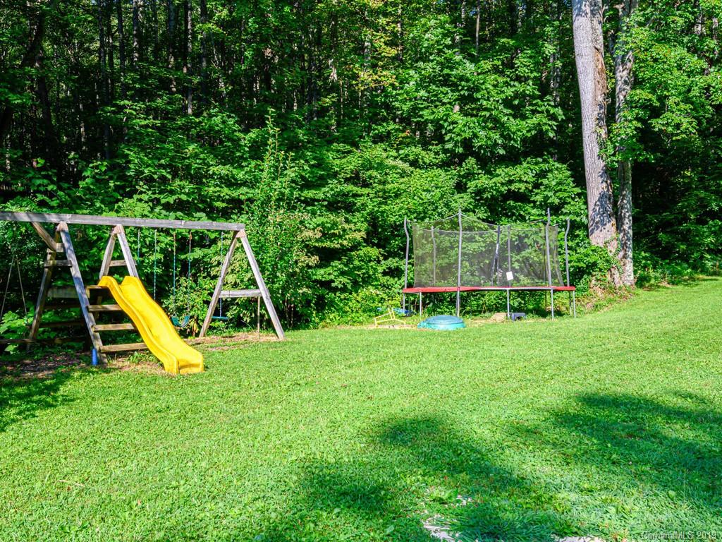 136 Chestnut Creek Road Candler NC 28715