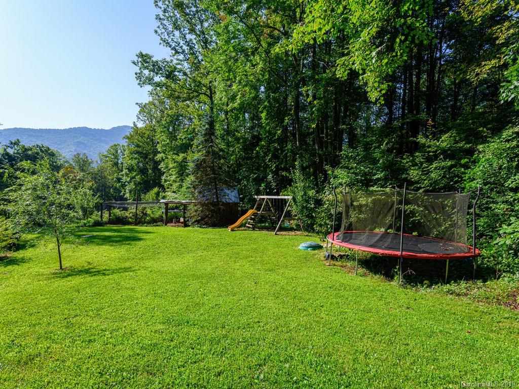 136 Chestnut Creek Road Candler NC 28715