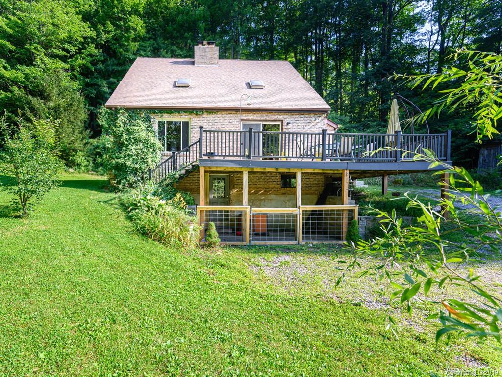 136 Chestnut Creek Road Candler NC 28715