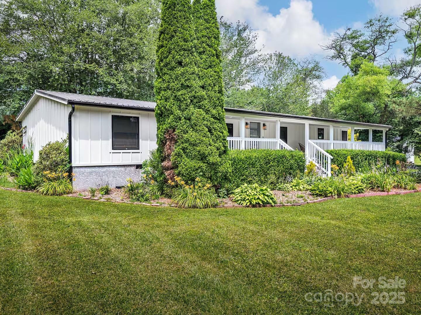 2 Shady Oak Lane Arden NC 28704