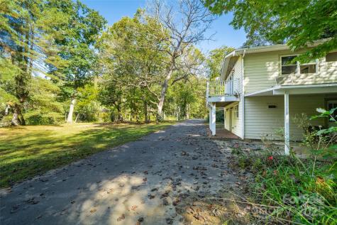 61 Riverbend Road Canton NC 28716