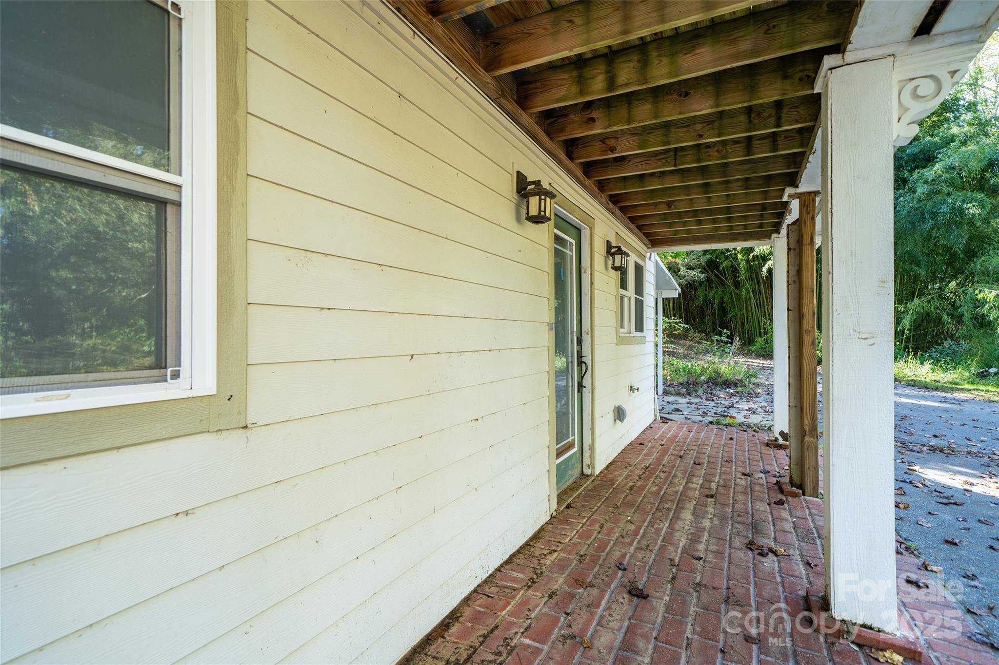 61 Riverbend Road Canton NC 28716