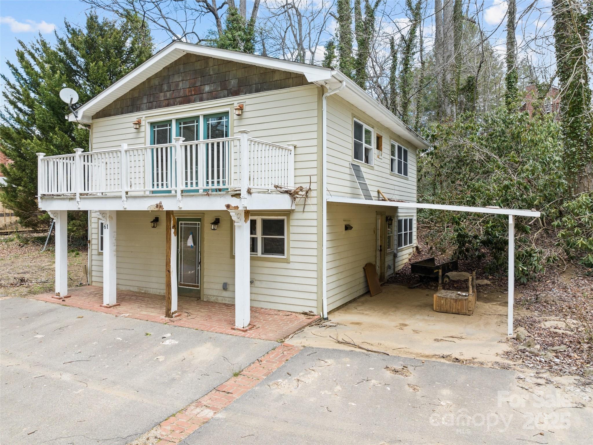 61 Riverbend Road Canton NC 28716