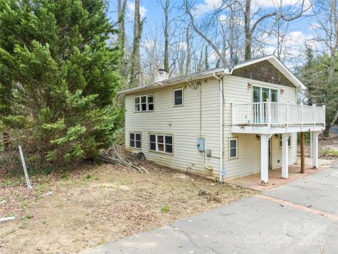 61 Riverbend Road Canton NC 28716