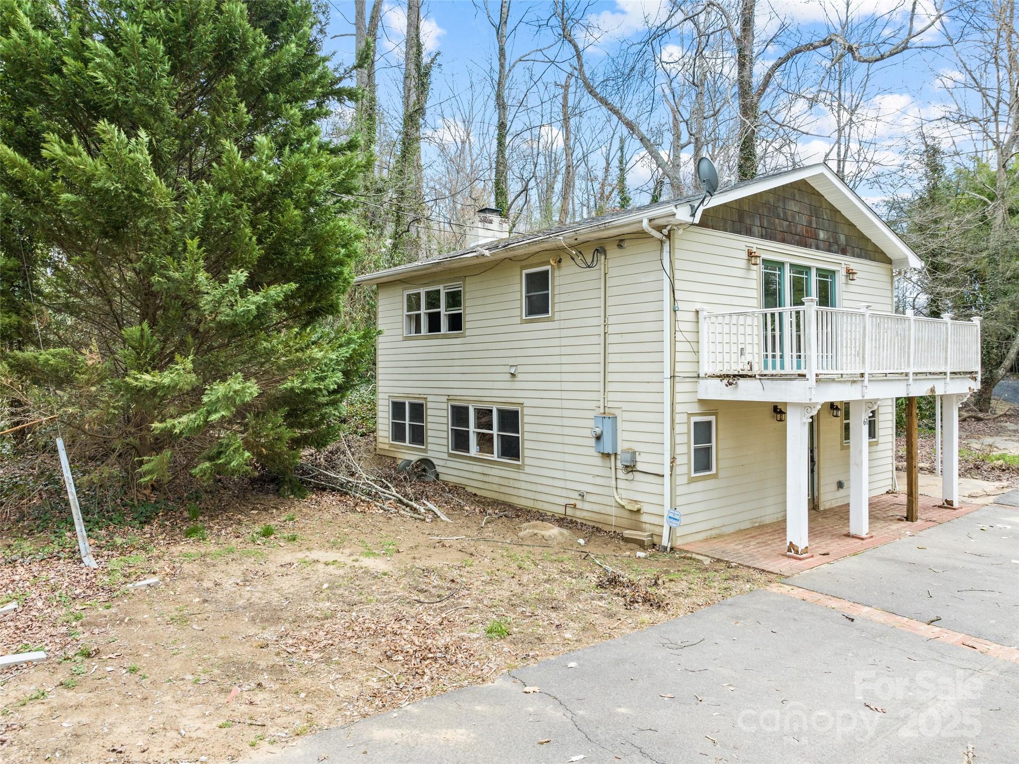 61 Riverbend Road Canton NC 28716