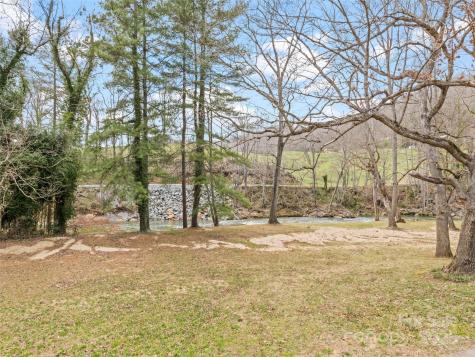 61 Riverbend Road Canton NC 28716
