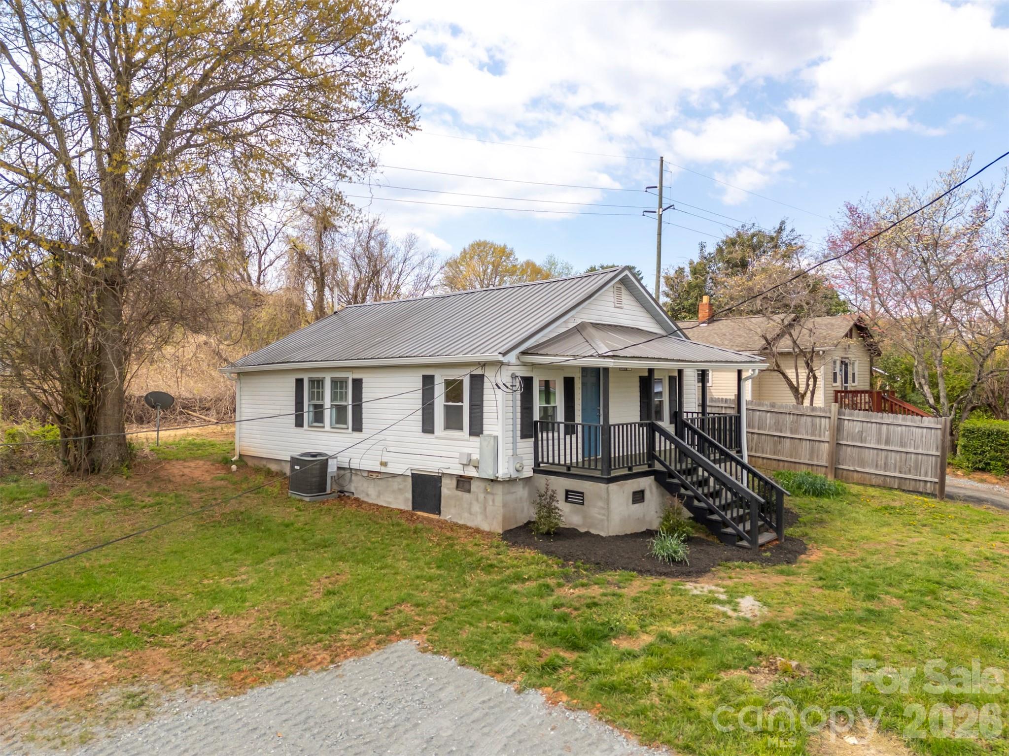 162 E Miller Street Spindale NC 28160