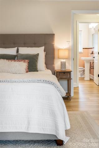 20 Pinehurst Road Asheville NC 28805