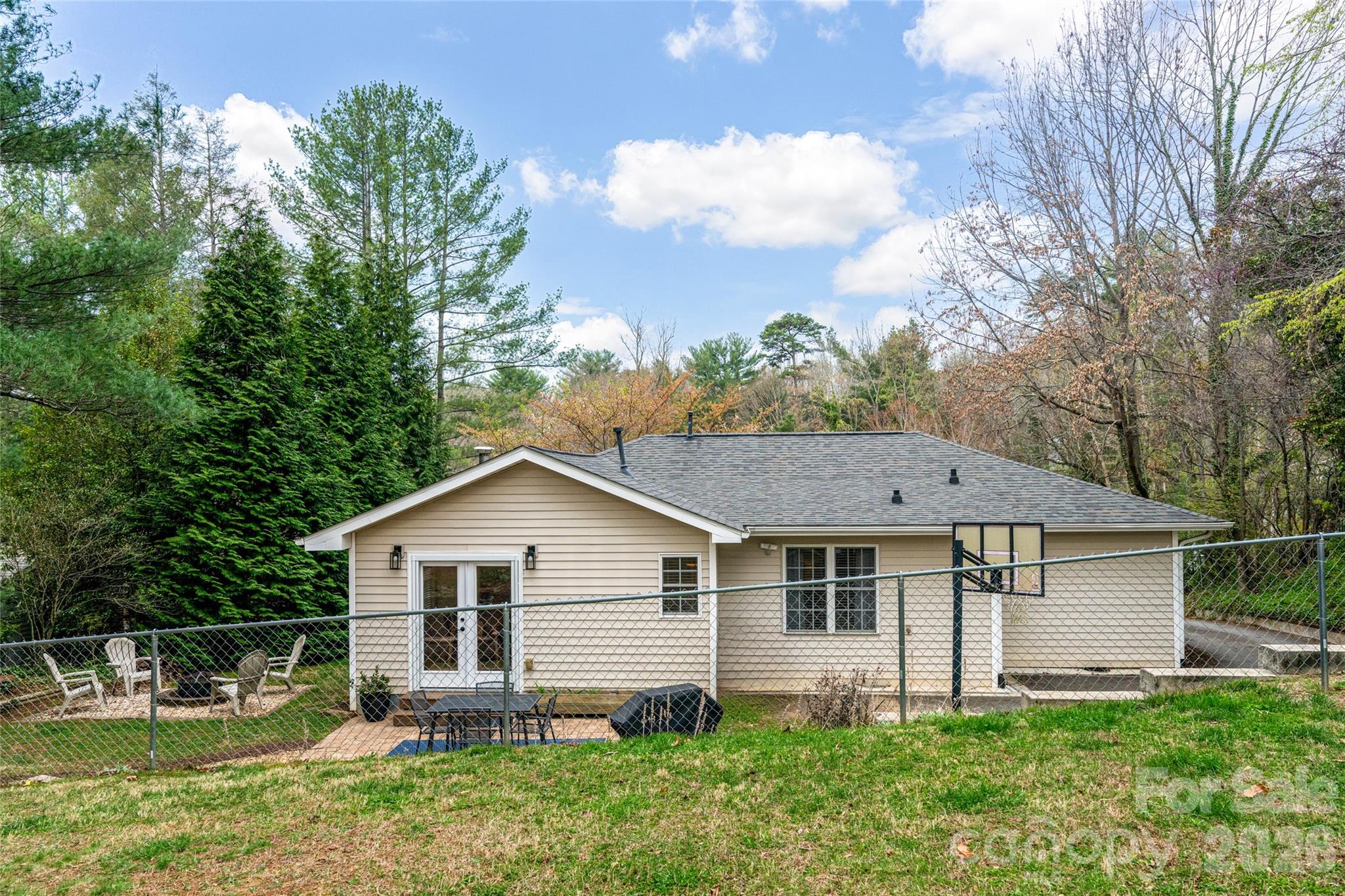 20 Pinehurst Road Asheville NC 28805