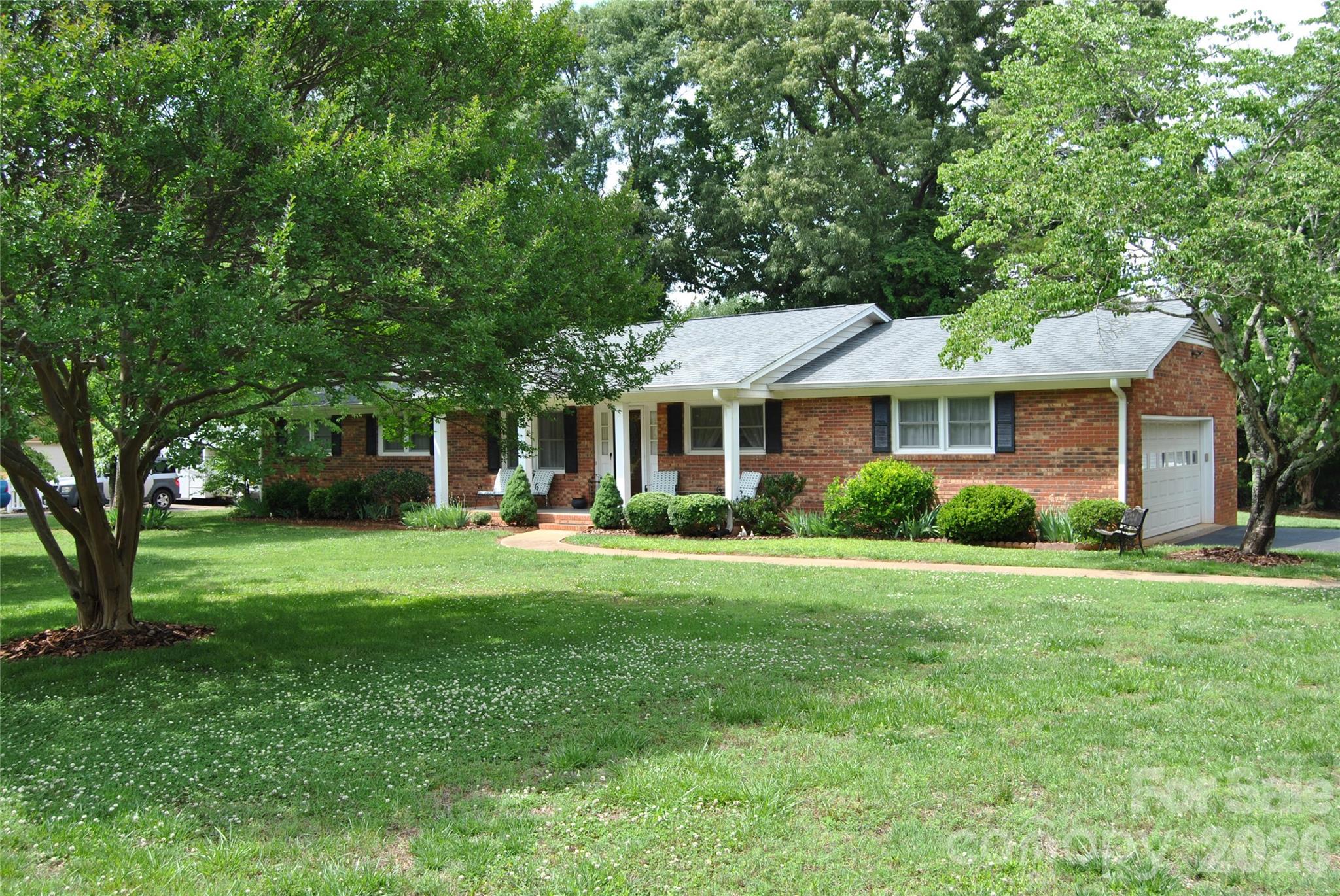 Dallas NC, 706 Hester Drive