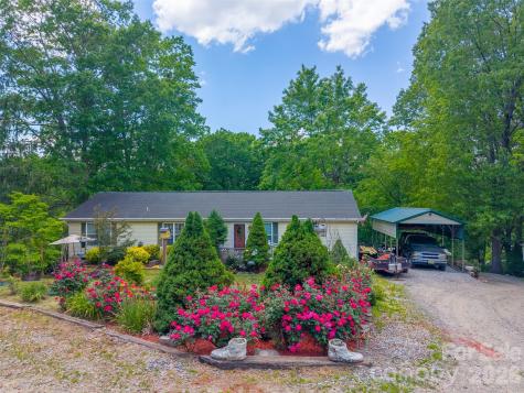 90, 60 & 132 Hennessee Street Clyde NC 28721