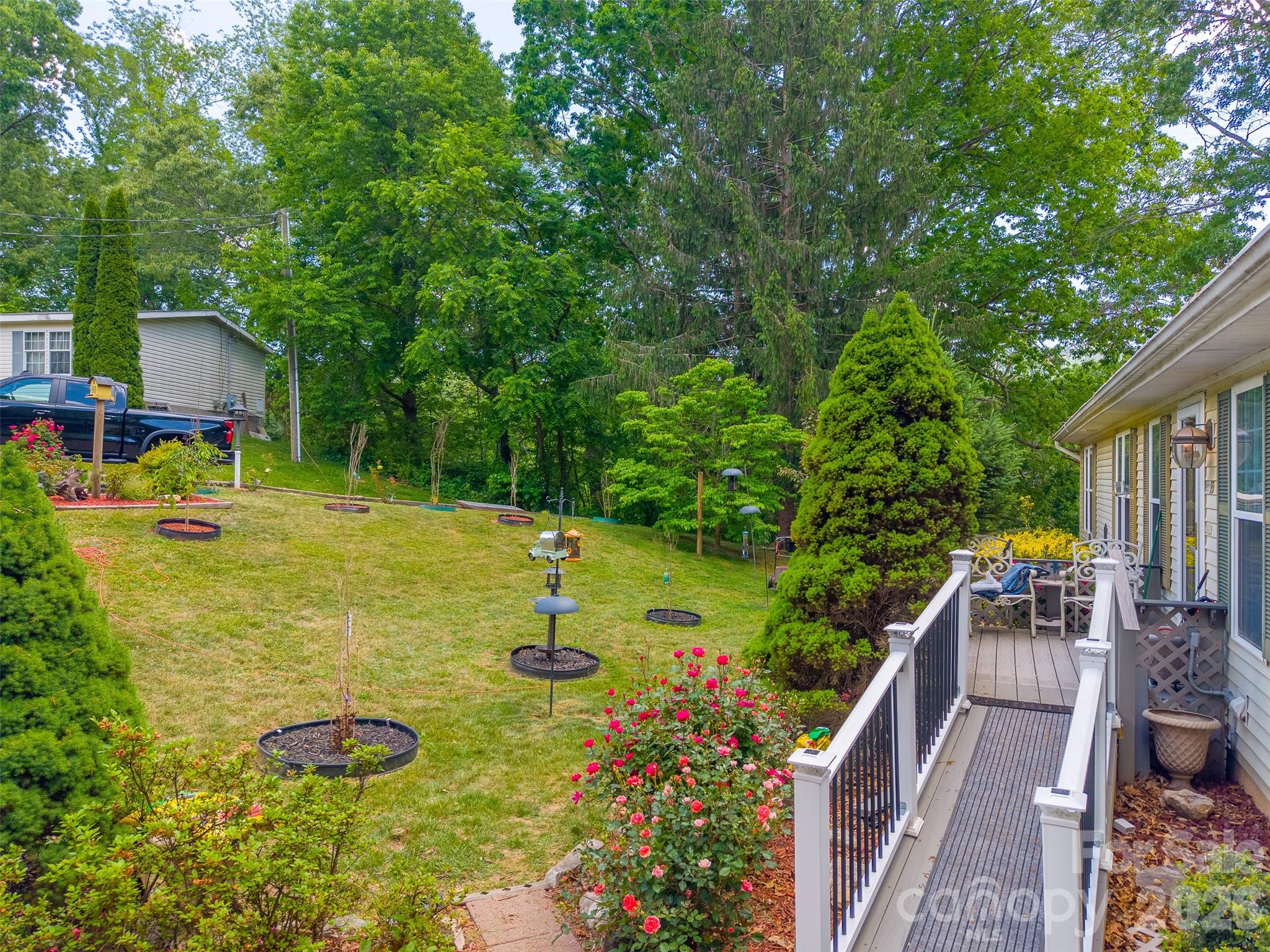 90, 60 & 132 Hennessee Street Clyde NC 28721