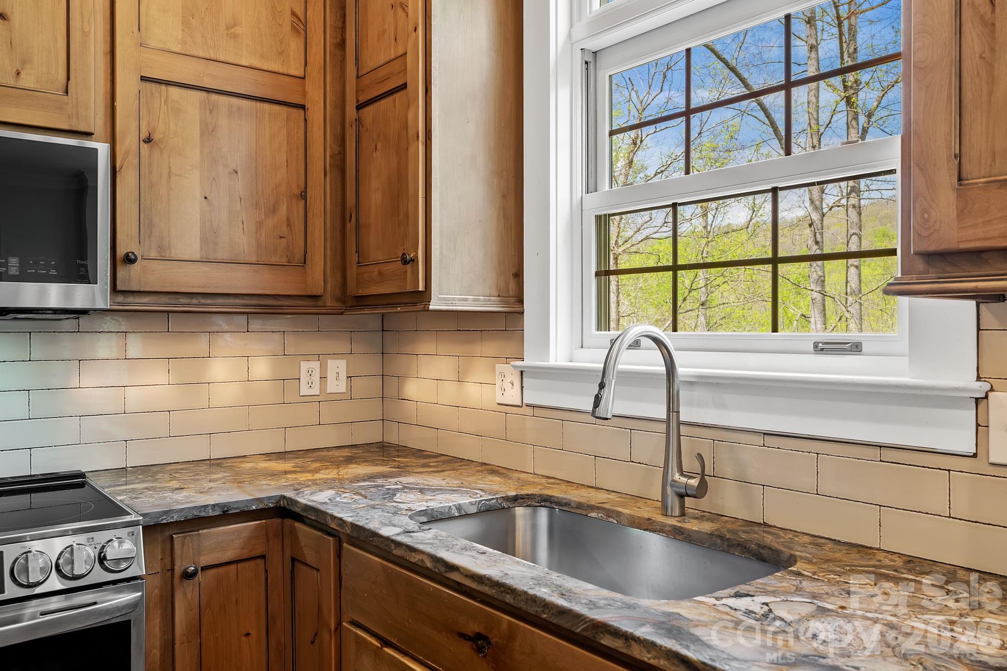 22 Lone Coyote Ridge Fletcher NC 28732