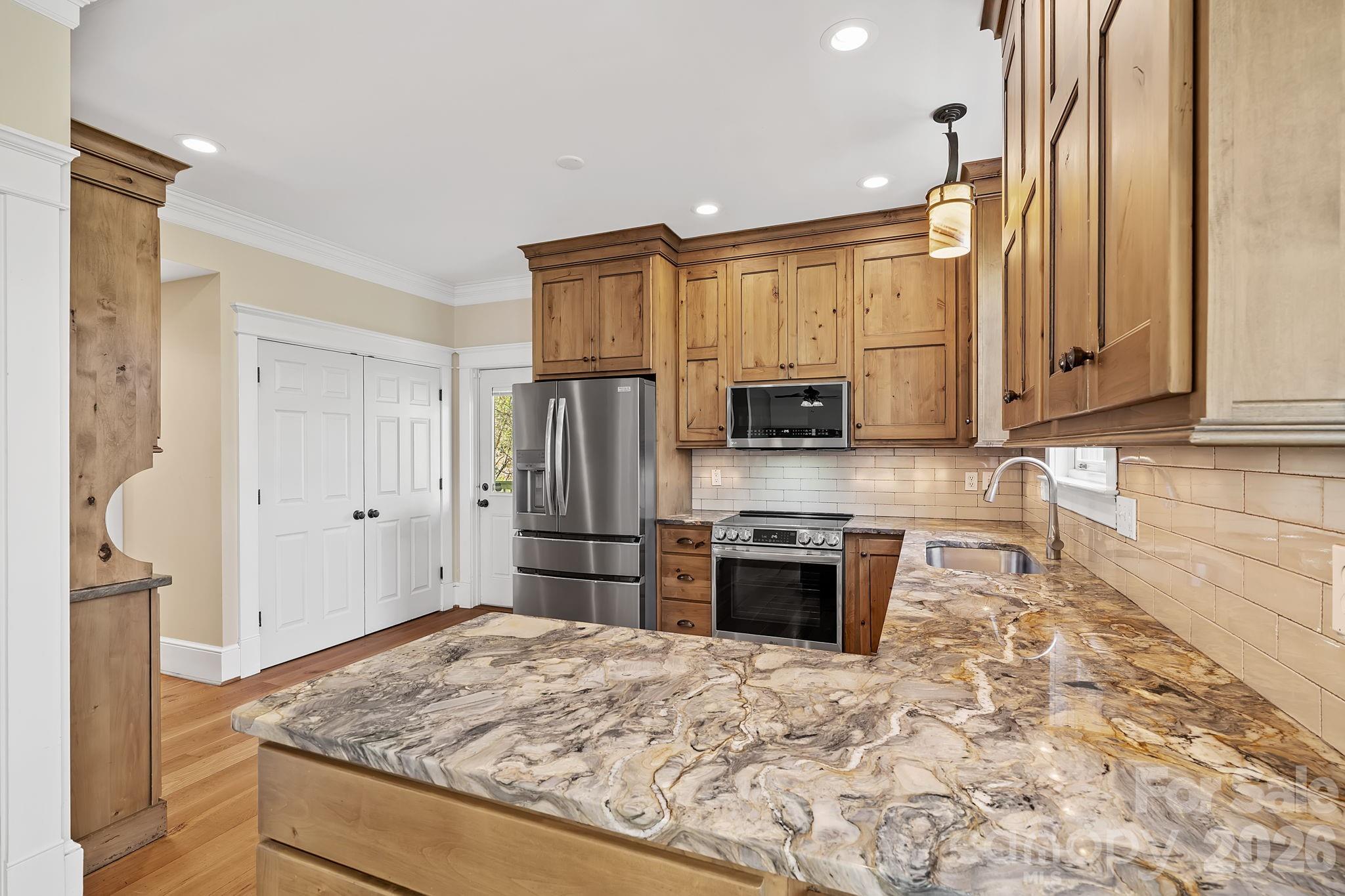 22 Lone Coyote Ridge Fletcher NC 28732