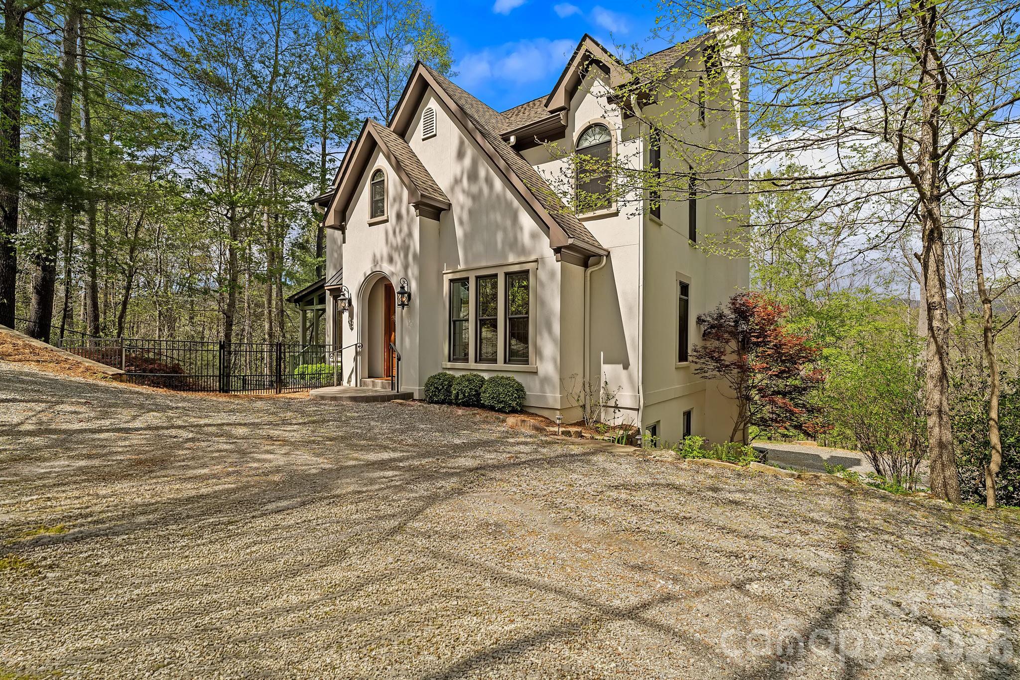22 Lone Coyote Ridge Fletcher NC 28732