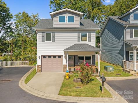 33 English Ivy Road Asheville NC 28806