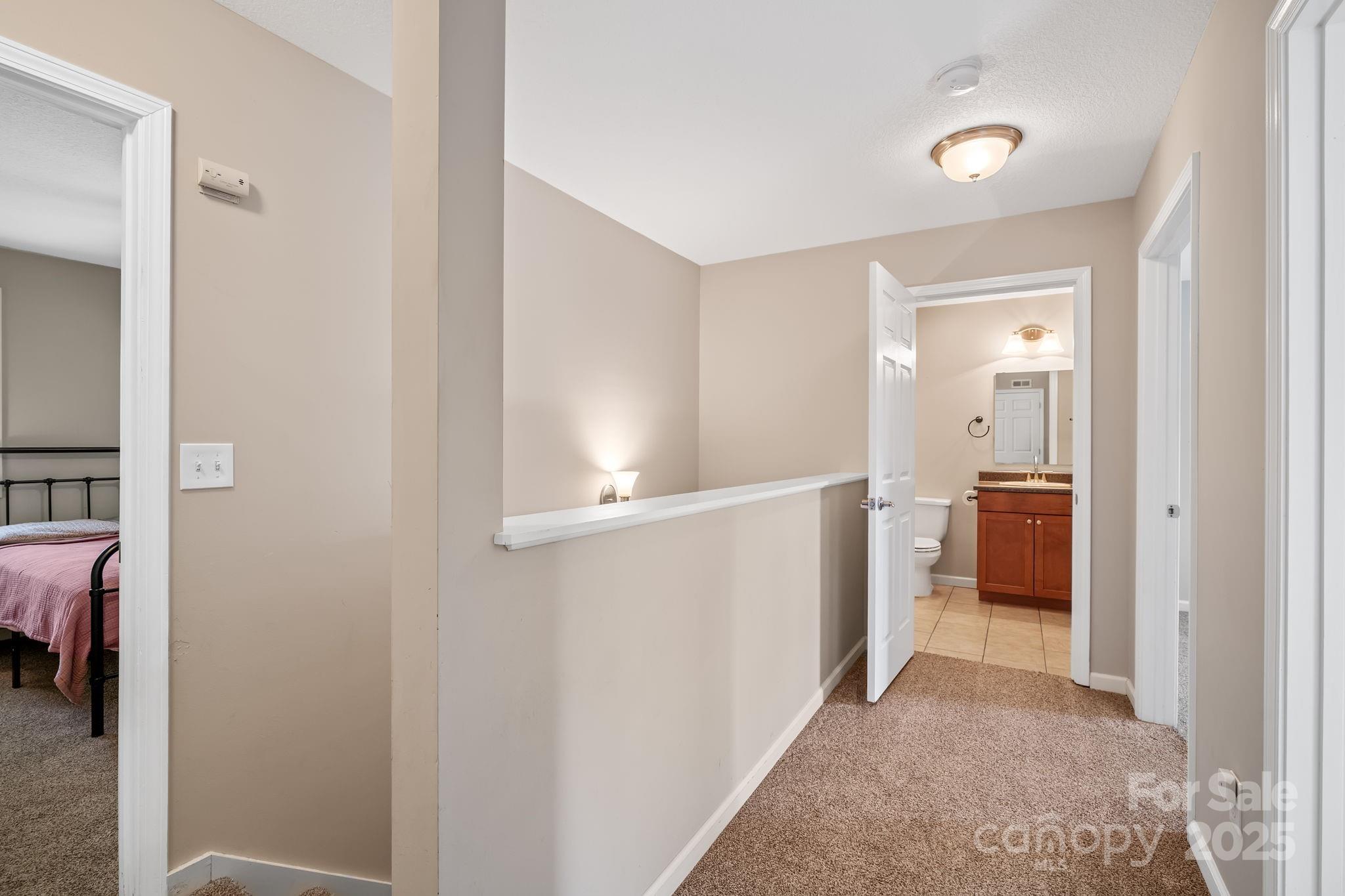 33 English Ivy Road Asheville NC 28806