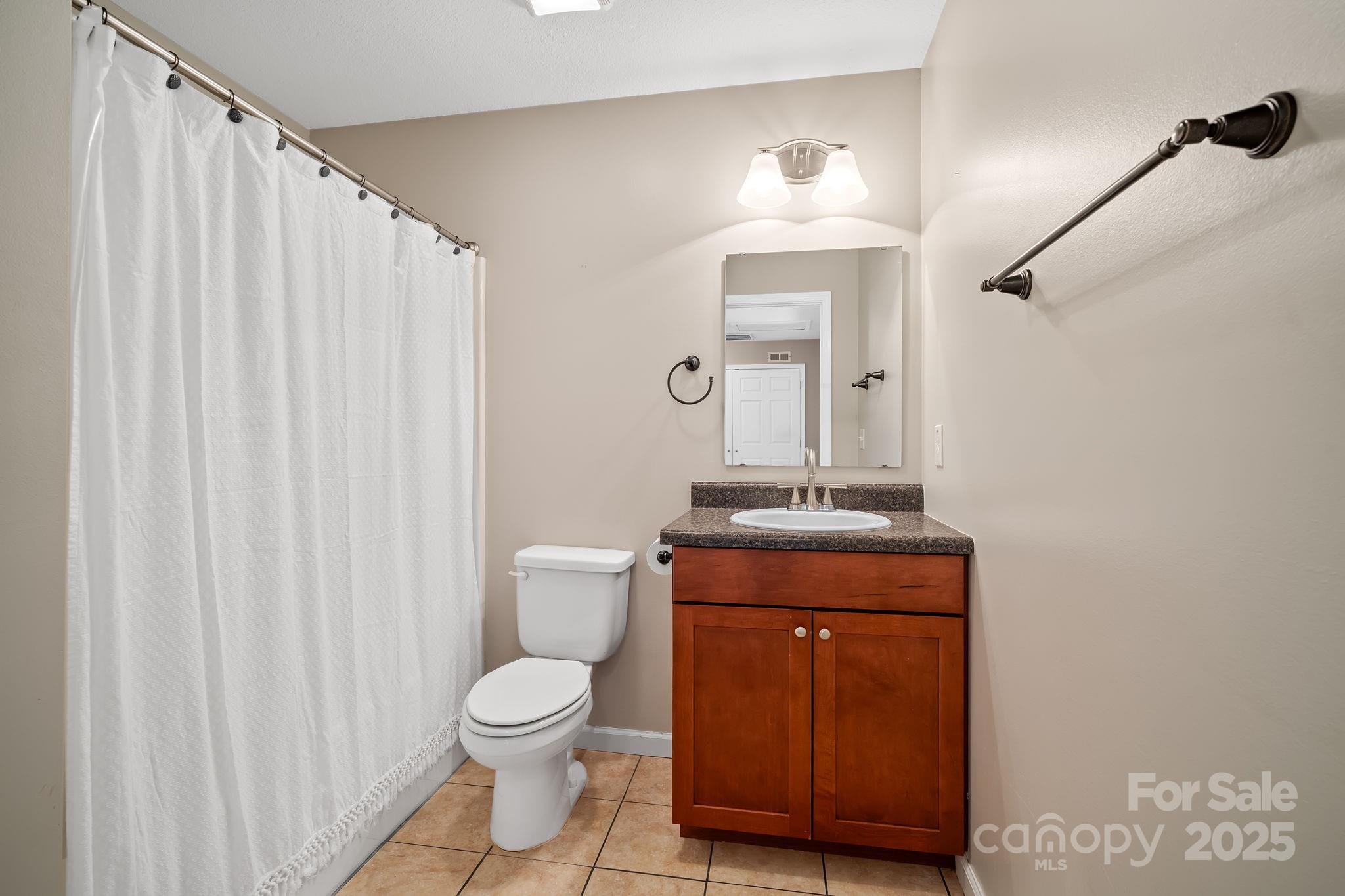 33 English Ivy Road Asheville NC 28806