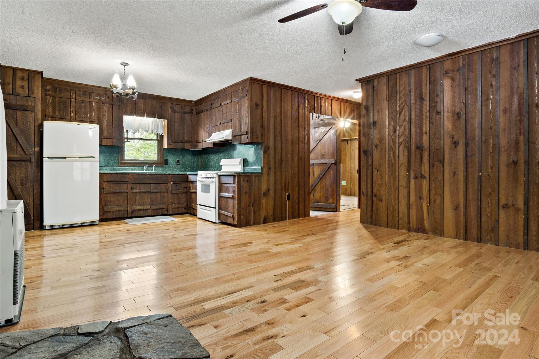 74 Mountain Ivy Drive Marion NC 28752
