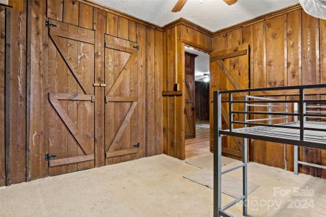 74 Mountain Ivy Drive Marion NC 28752