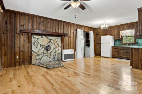 74 Mountain Ivy Drive Marion NC 28752