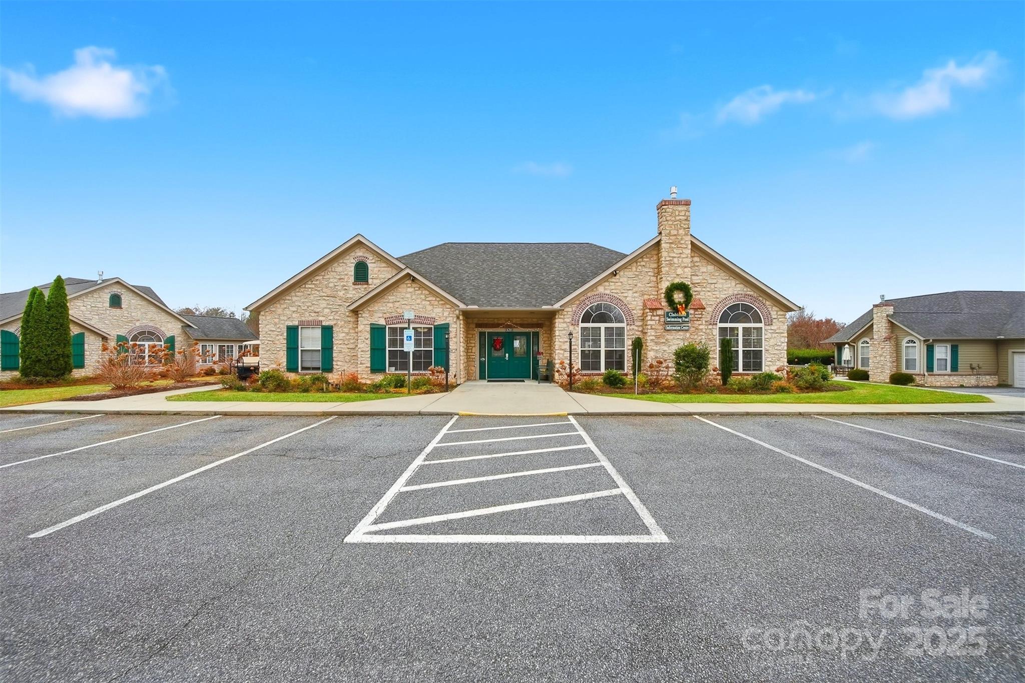 831B Wynnshire Drive Hickory NC 28601