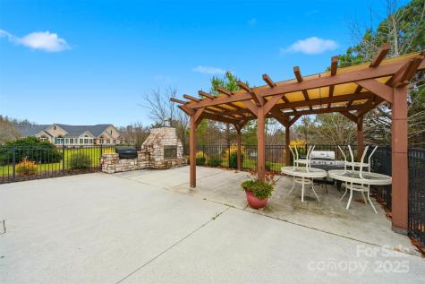 831B Wynnshire Drive Hickory NC 28601