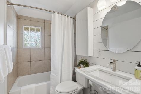 1815 Seigle Avenue Charlotte NC 28205