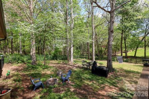 7982 King Arthurs Court Denver NC 28037