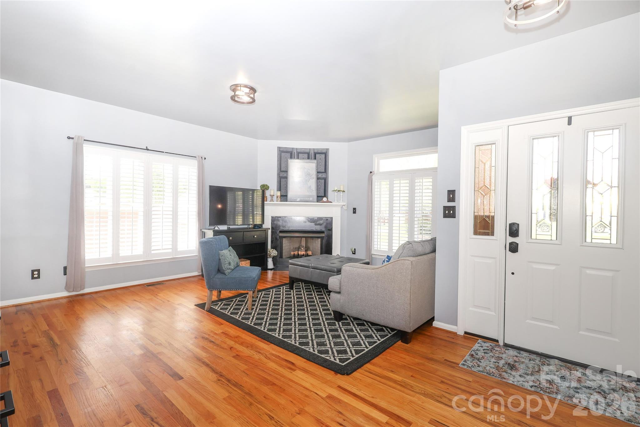 7982 King Arthurs Court Denver NC 28037