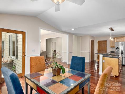 608 Upper Sondley Drive Asheville NC 28805